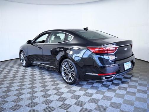 2019 Kia Cadenza Limited