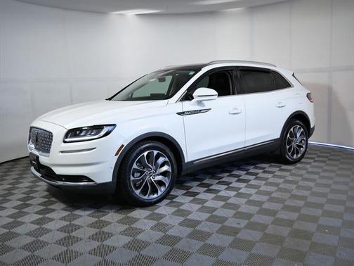 2022 Lincoln Nautilus Reserve