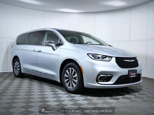 2022 Chrysler Pacifica Hybrid Limited