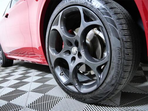 2023 Alfa Romeo Stelvio Veloce