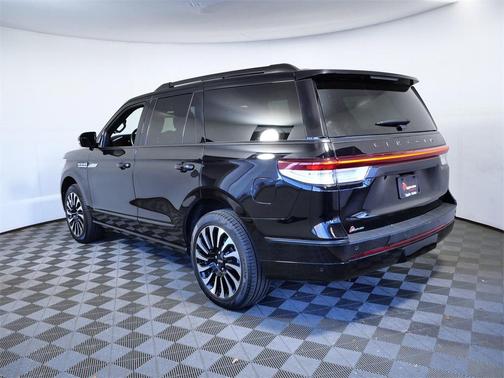 2024 Lincoln Navigator Black Label