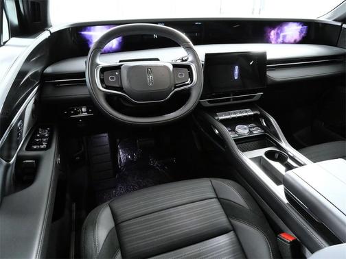 2025 Lincoln Nautilus Reserve