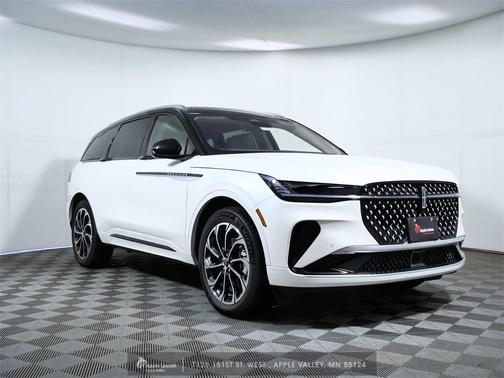 2025 Lincoln Nautilus Reserve