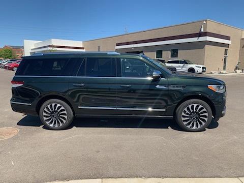 2022 Lincoln Navigator Black Label
