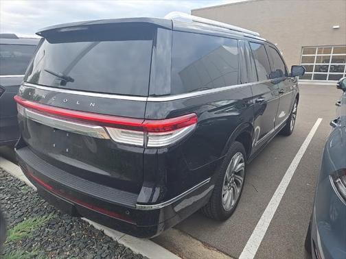 2022 Lincoln Navigator Reserve