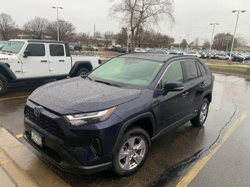 2024 Toyota RAV4 Hybrid XLE