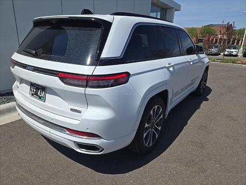 2024 Jeep Grand Cherokee Overland