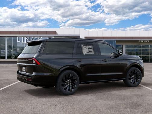 Black Metallic 2027 Lincoln Navigator Reserve
