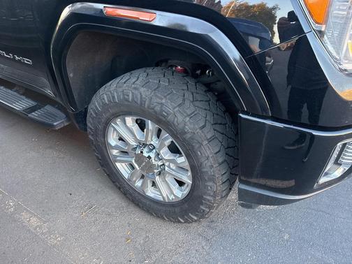 2020 GMC Sierra 2500 Denali