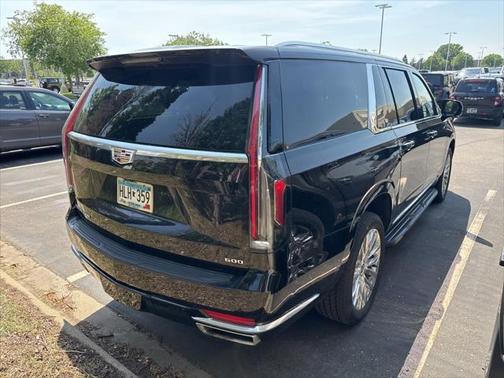 2022 Cadillac Escalade ESV Premium Luxury