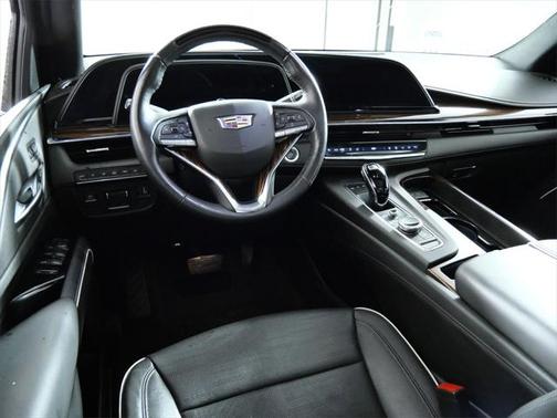 2022 Cadillac Escalade ESV Premium Luxury