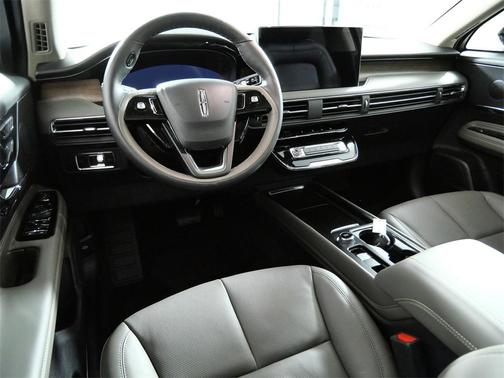 2025 Lincoln Corsair Reserve