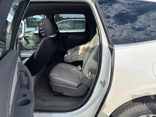 2015 Chevrolet Traverse 2LT