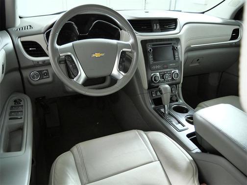 2015 Chevrolet Traverse 2LT