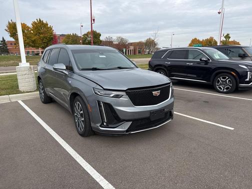 2022 Cadillac XT6 Sport AWD