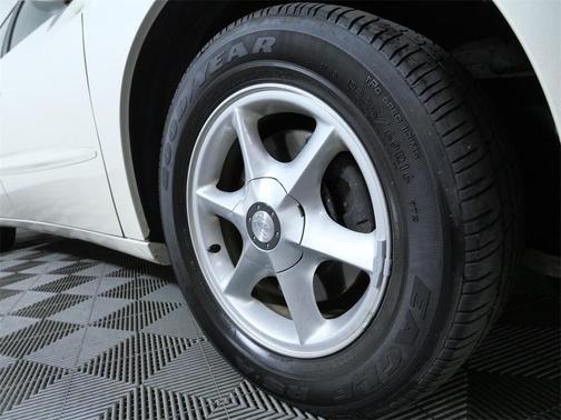 2002 Oldsmobile Aurora 3.5