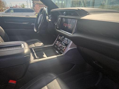 Quartz Metallic 2021 GMC Yukon XL Denali