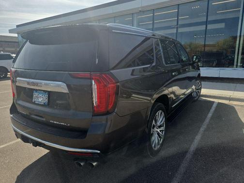 Quartz Metallic 2021 GMC Yukon XL Denali