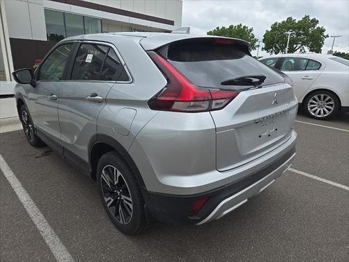 2023 Mitsubishi Eclipse Cross SE