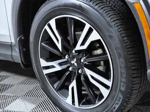 2023 Mitsubishi Eclipse Cross SE