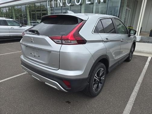 2023 Mitsubishi Eclipse Cross SE