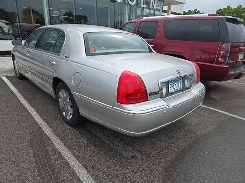 2003 Lincoln Town Car Cartier