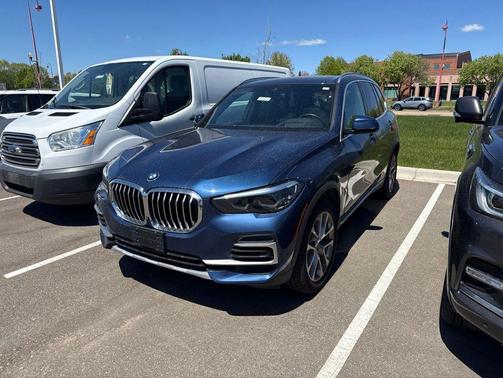Blue Metallic 2022 BMW X5 xDrive40i