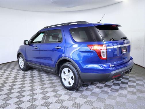Blue Metallic 2014 Ford Explorer Base