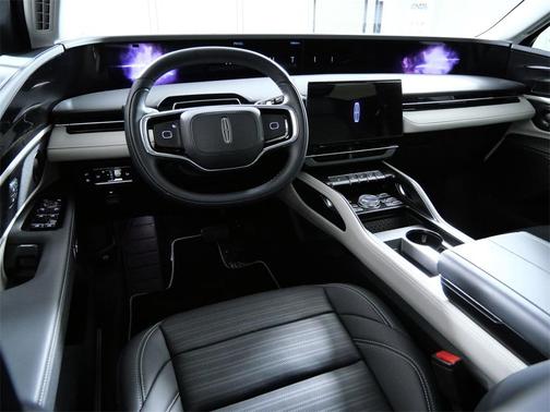 2025 Lincoln Nautilus Reserve