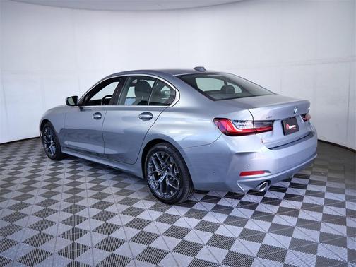 2025 BMW 330 i xDrive