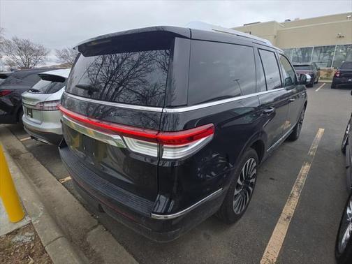 2022 Lincoln Navigator Black Label