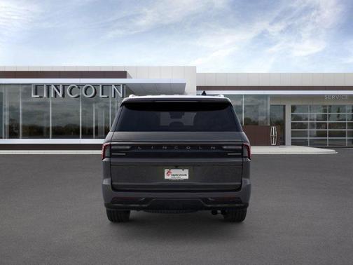 2025 Lincoln Navigator Black Label