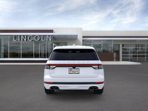 White Metallic 2026 Lincoln Aviator Reserve AWD