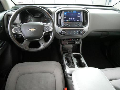 Shadow Gray Metallic 2019 Chevrolet Colorado LT