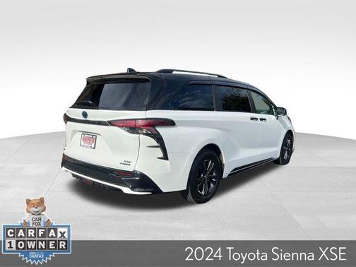 2024 Toyota Sienna XSE 7 Passenger