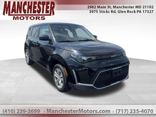 Fusion Black 2023 Kia Soul LX
