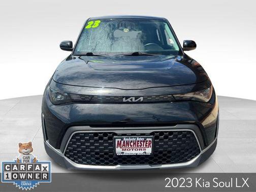 Fusion Black 2023 Kia Soul LX