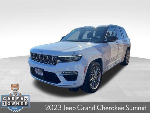 2023 Jeep Grand Cherokee Summit