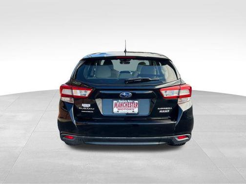 2017 Subaru Impreza 2.0i