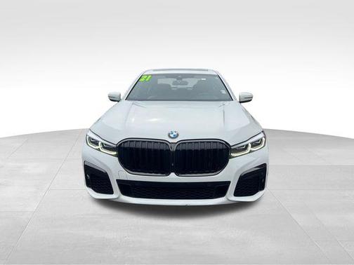 2021 BMW 750 i xDrive