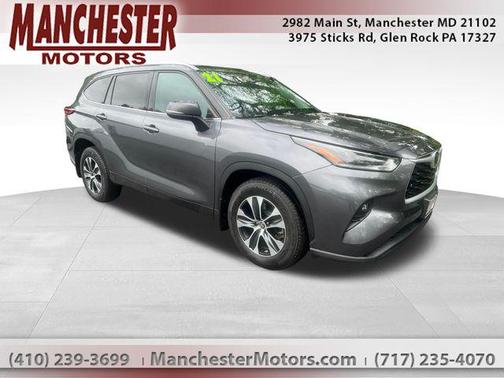 Magnetic Gray Metallic 2021 Toyota Highlander XLE