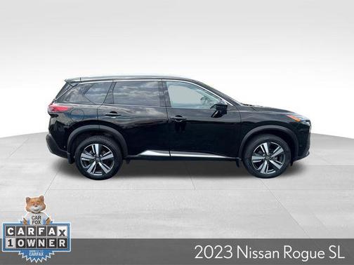 Super Black 2023 Nissan Rogue SL