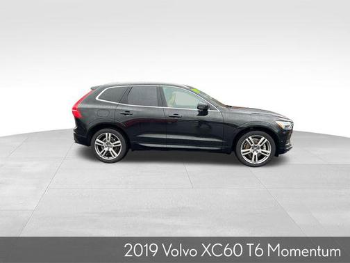 2019 Volvo XC60 T6 Momentum