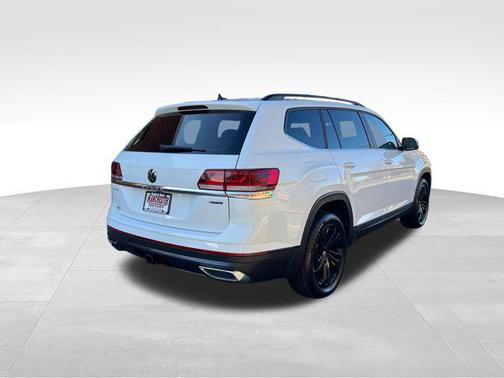 2023 Volkswagen Atlas 3.6L SE w/Technology