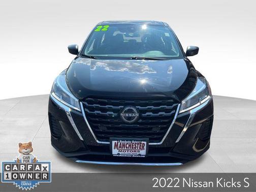 Super Black 2022 Nissan Kicks S