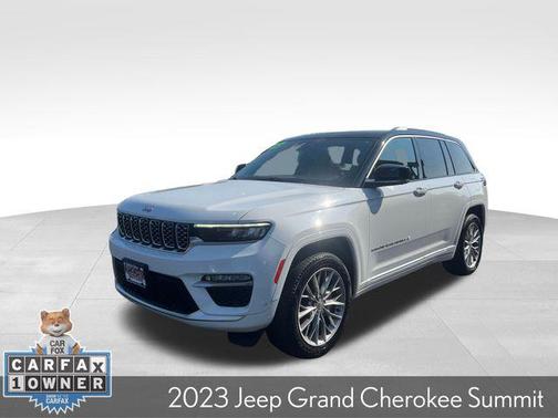 2023 Jeep Grand Cherokee Summit