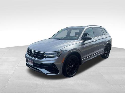 2022 Volkswagen Tiguan 2.0T SE R-Line Black 4MOTION