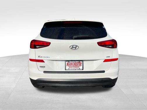 2021 Hyundai TUCSON SE