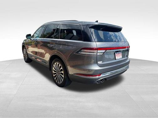 Asher Gray Metallic Clearcoat 2023 Lincoln Aviator Reserve AWD