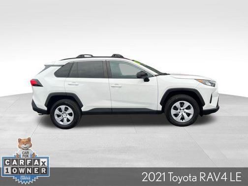 2021 Toyota RAV4 LE